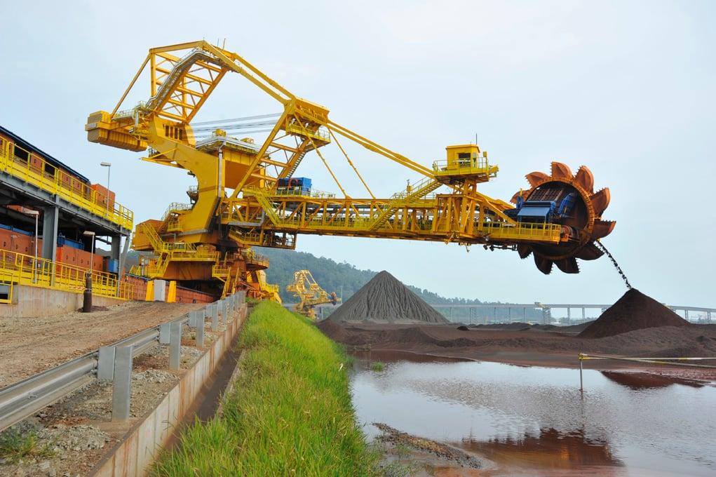 Mining equipment gear reducer for conveyor systems and ore processing